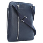 Вертикална чантичка за рамо Piquadro с отделение за iPad Air/Air2