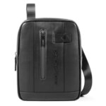 Вертикална чантичка за рамо Piquadro Urban с отделение за iPad®10,5"/iPad 9,7"