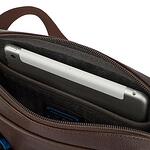 Martin Вертикална чантичка за рамо с отделение за iPad MINI_ MINI 2_ iPad MINI 3 син цвят