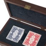 Карти за игра Manopoulos - Tъмен орех, дървена кутия