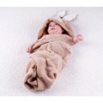 Бебешка хавлийка със зайче от 100% органичен памук