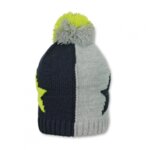 Зимна плетена шапка с помпон