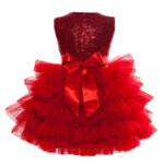 Червена детска рокля с пайети и волани