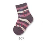 Чорапи със силиконова подметка
