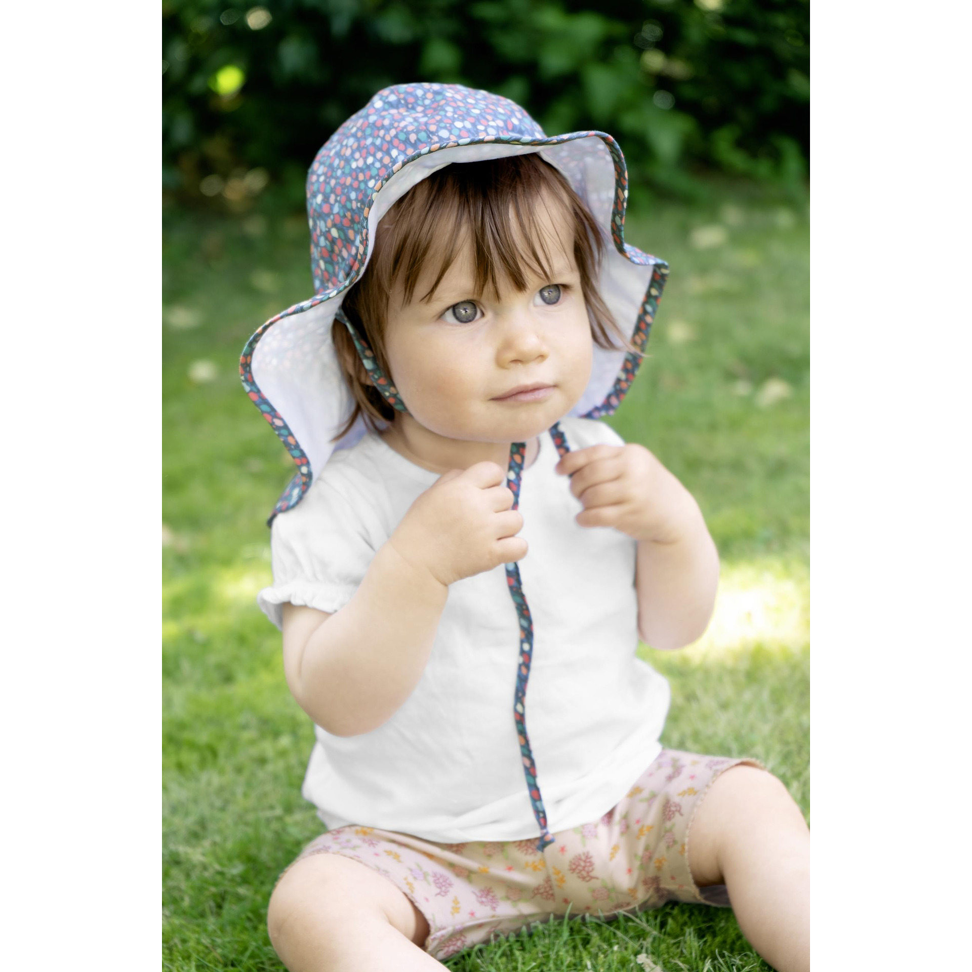 Детска лятна шапка с UV 50+ защита Sterntaler, с периферия