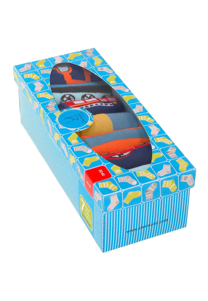 Детски чорапи в подаръчна кутия Sterntaler - 7 чифта-Copy