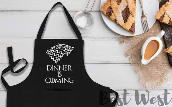 Престилка Dinner is coming Престилка Dinner is coming