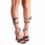 Дамски сандали на висок ток с каишки по крака еко кожа черни YES-7918