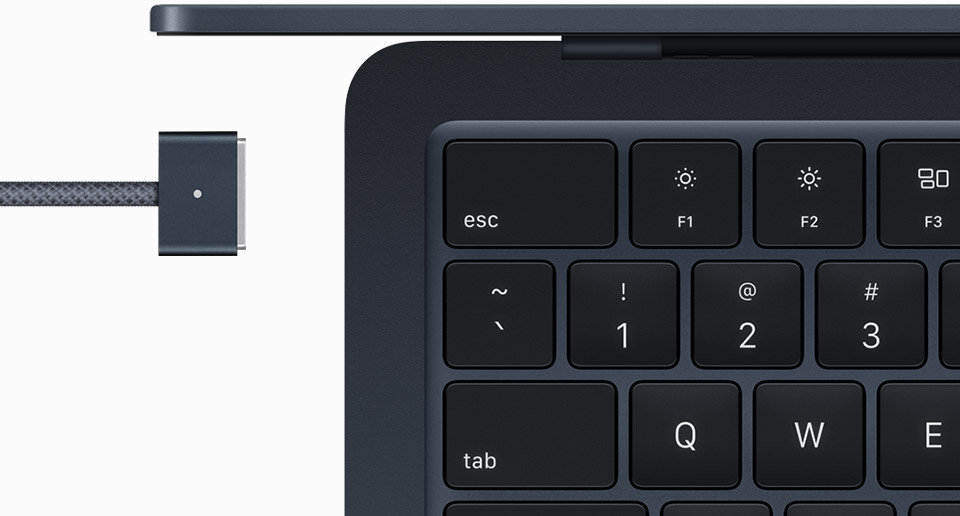 design_magsafe_midnight__d7pgfcooswmu_large_2x.jpg