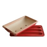 EMILE HENRY Керамична форма за печене на багета "BAGUETTE BAKER" - 39,5 х 23 см - цвят червен