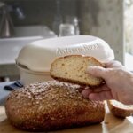 EMILE HENRY Керамична елипсовидна форма за печене на хляб "ARTISAN BREAD BAKER" - 34 х 22 х 15 см - цвят червен