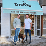 Как малка българска компания променя храненето при кучетата!