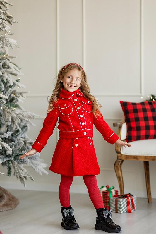 Яке от букле в червено