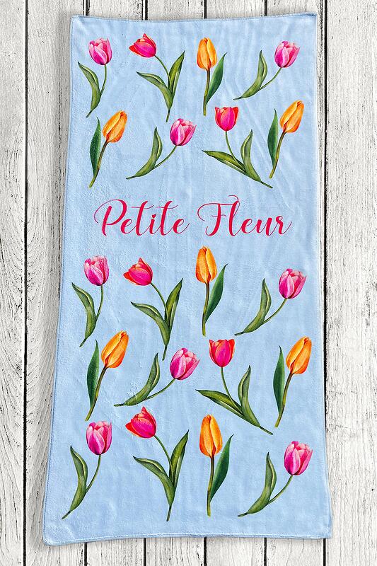 Плажна кърпа с принт пъстри лалета