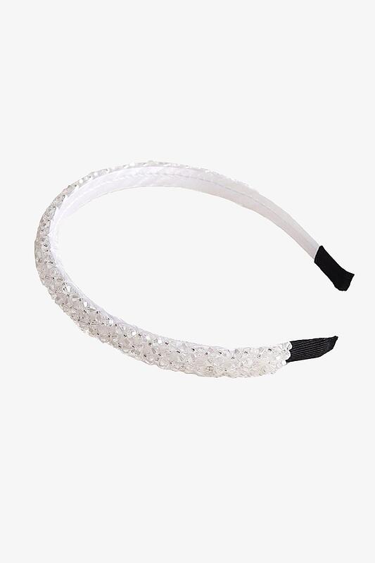 Диадема в бяло с кристалчета