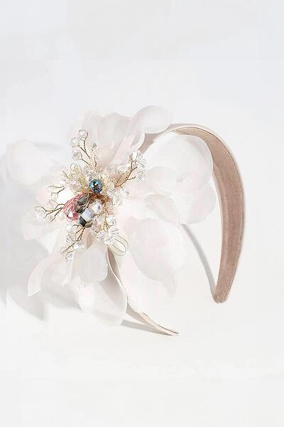 Диадема с голямо цвете