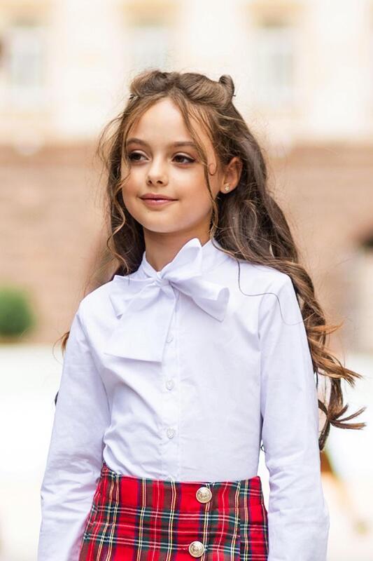 Бяла риза за момиче с панделка