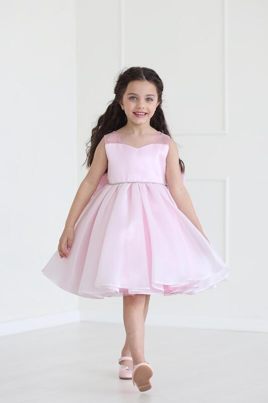 Луксозна детска рокля с панделка – розова