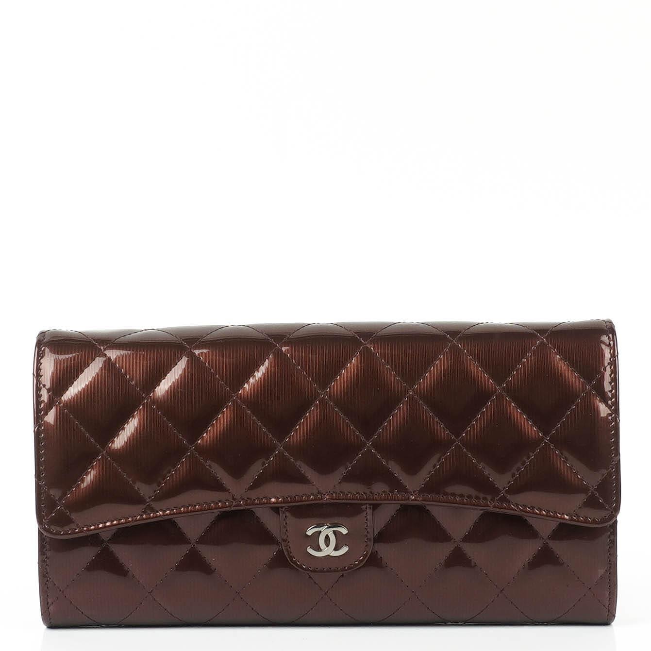 Chanel patent leather discount wallet