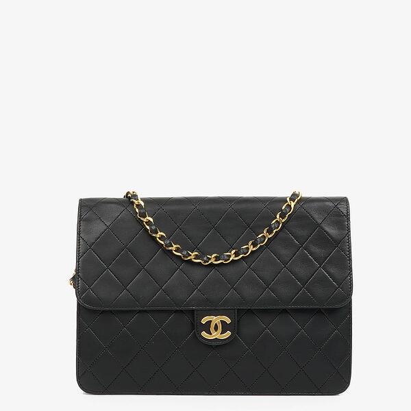 Chanel lambskin quilted medium single flap black new arrivals
