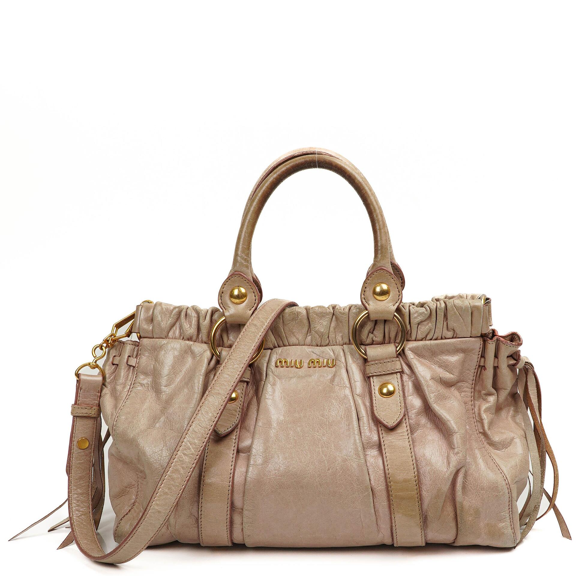 【専用出品】miumiu handbag vitello lux Miu Miu Vitello Lux Gathered Tote Black 1037311 – FASHIONPHILE