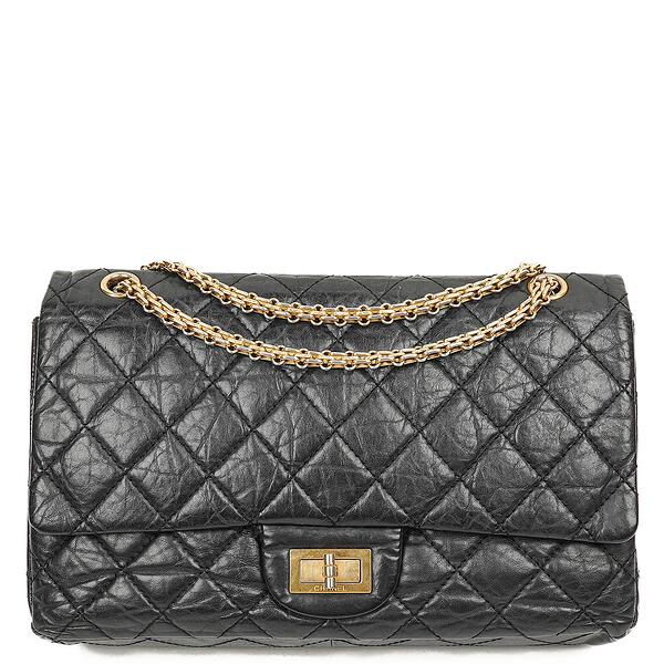 【CHANEL】2.55キャビアスキンバッグ The Ultimate Guide to the Chanel 2.55 Reissue Flap - Academy by
