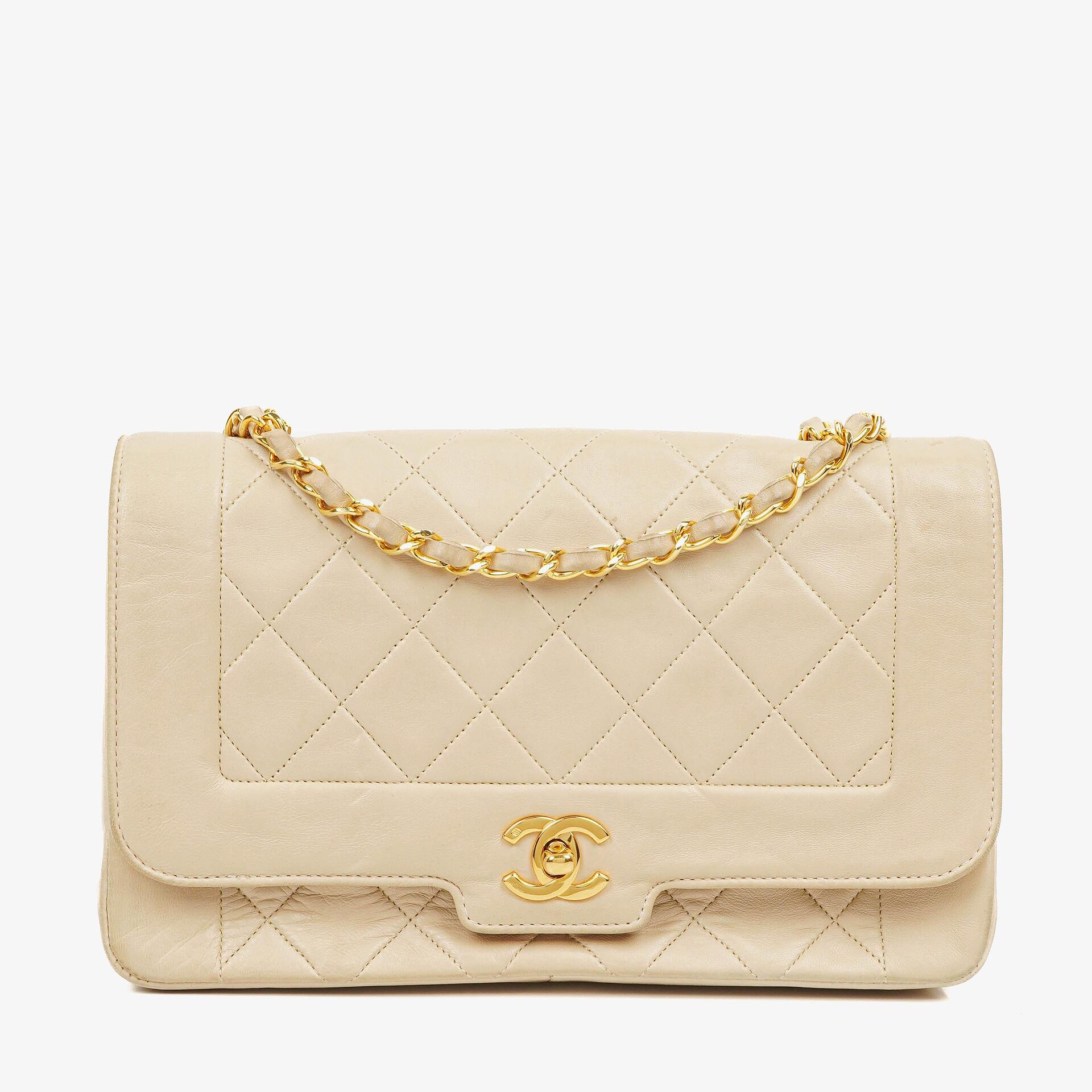 Pre-Owned Chanel Diana Beige Quilted Lambskin Vintage Medium Flap - Main Image