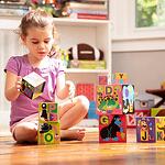 Картонени кубчета за редене с азбуката - Melissa & Doug