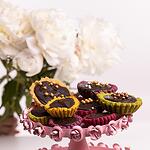 Цветни кошнички с шоколадов ганаш и перли