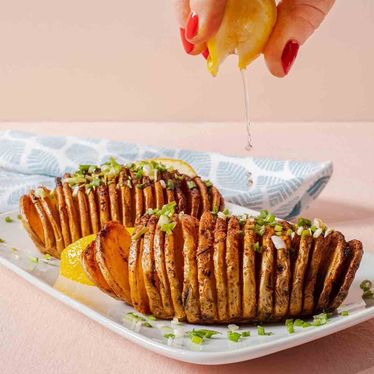 Air Fryer Hasselback Potatoes – Leite's Culinaria