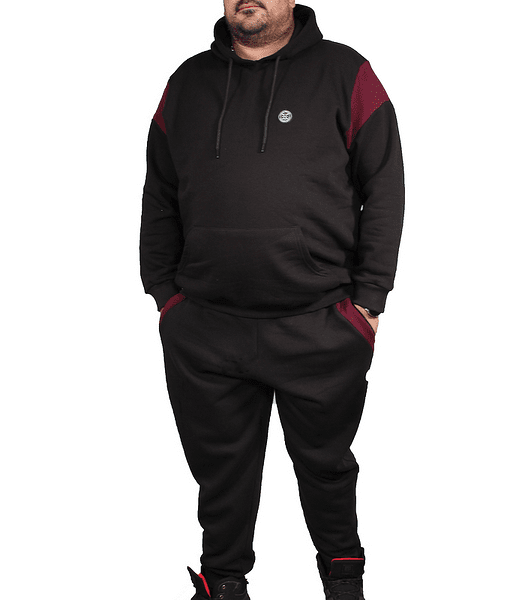 Спортен екип в бордо и черно
