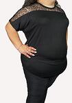 Черна блуза с дантела - ефект маргаритки