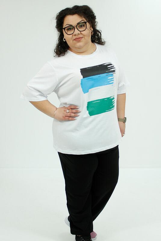 Спортен комплект с черно долнище и къс ръкав