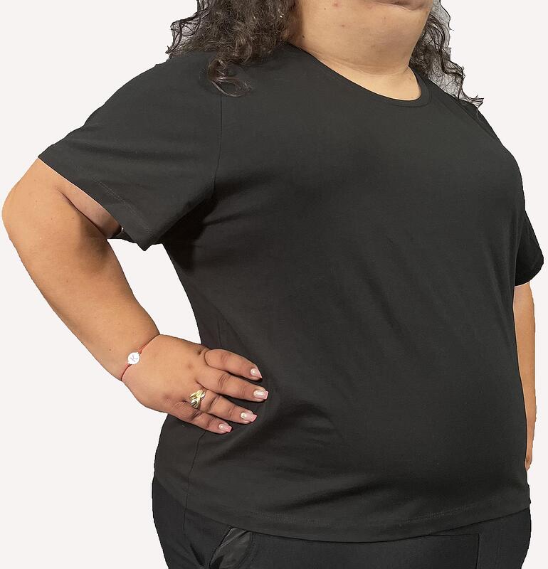 Тениска - черна