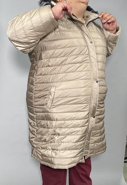 Дълго яке с качулка - бежово