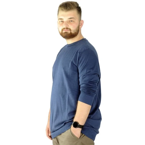 Тъмносиня блуза с дълъг ръкав