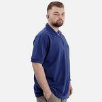 Синя тениска с яка и джоб