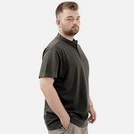 Масленозелена тениска с поло яка