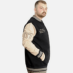 Черен суичър - Reputation