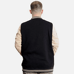 Черен суичър - Reputation