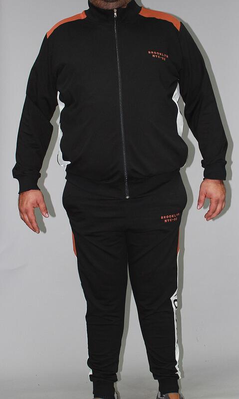 Черен спортен екип