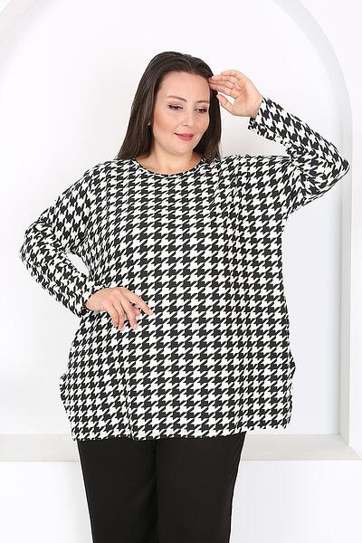 Черно-бяла блуза