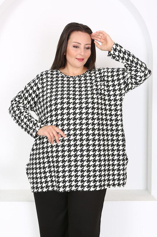 Черно-бяла блуза