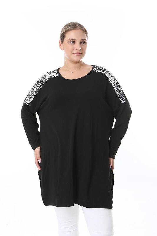 Черна блуза с шарка