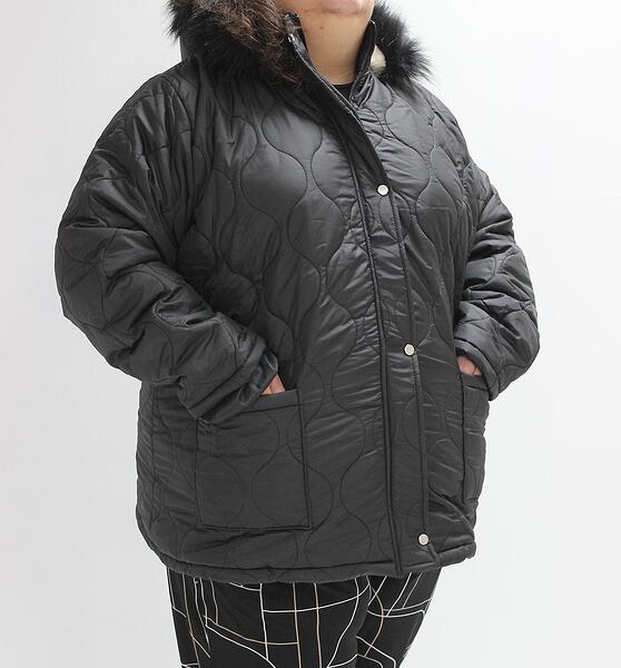 Черно зимно яке с ефект спирали