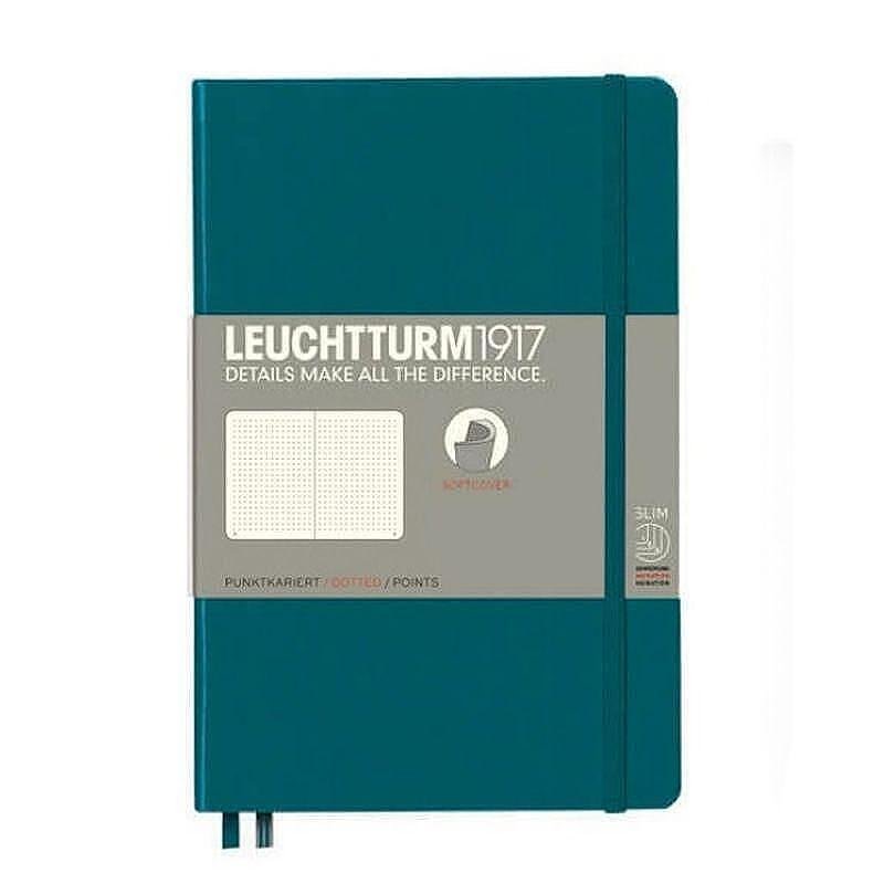 Тефтер B6+ Leuchtturm1917 Notebook Paperback Pacific Green, мека корица, на точки