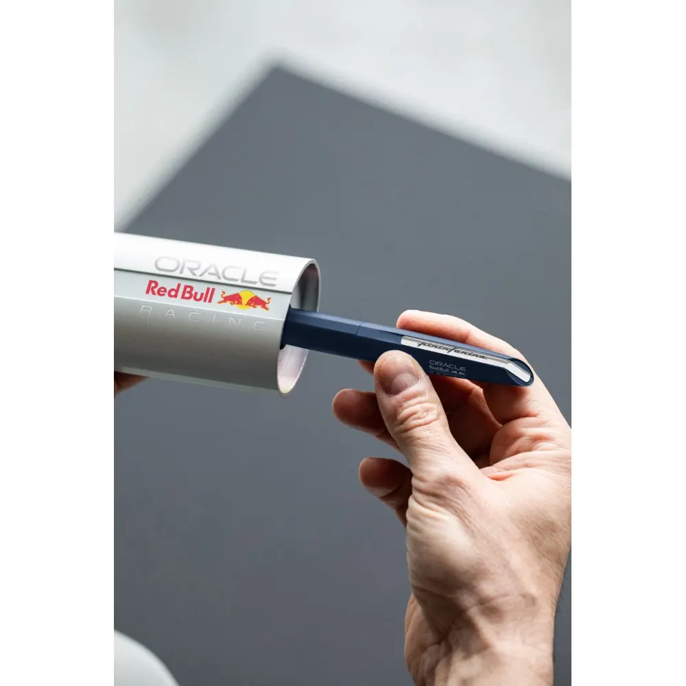 Ролер Pininfarina PF TWO - Oracle Red Bull Racing - 4