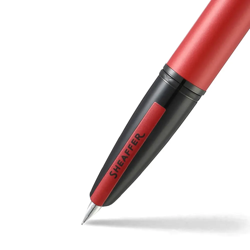 Писалка Sheaffer Icon - Matte Red Lacquer with Black PVD Trims, M перо - 4