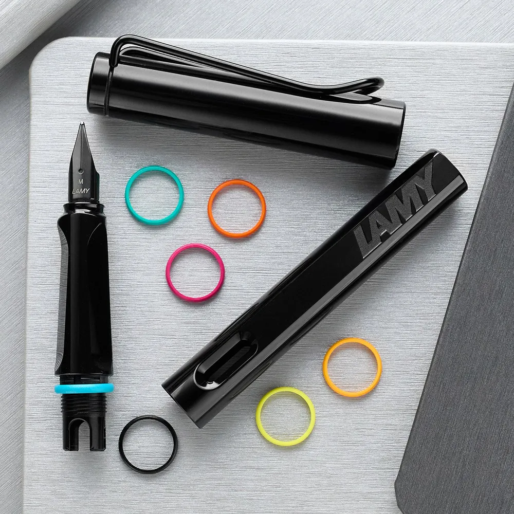 Писалка Lamy - Safari Black Special Edition, M перо, в комплект с 6 разноцветни пръстенa - 3