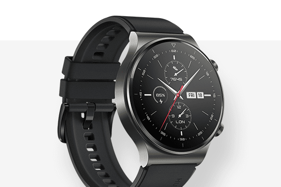 Смарт часовник HuaweiGT 2 Pro с кафява каишка.